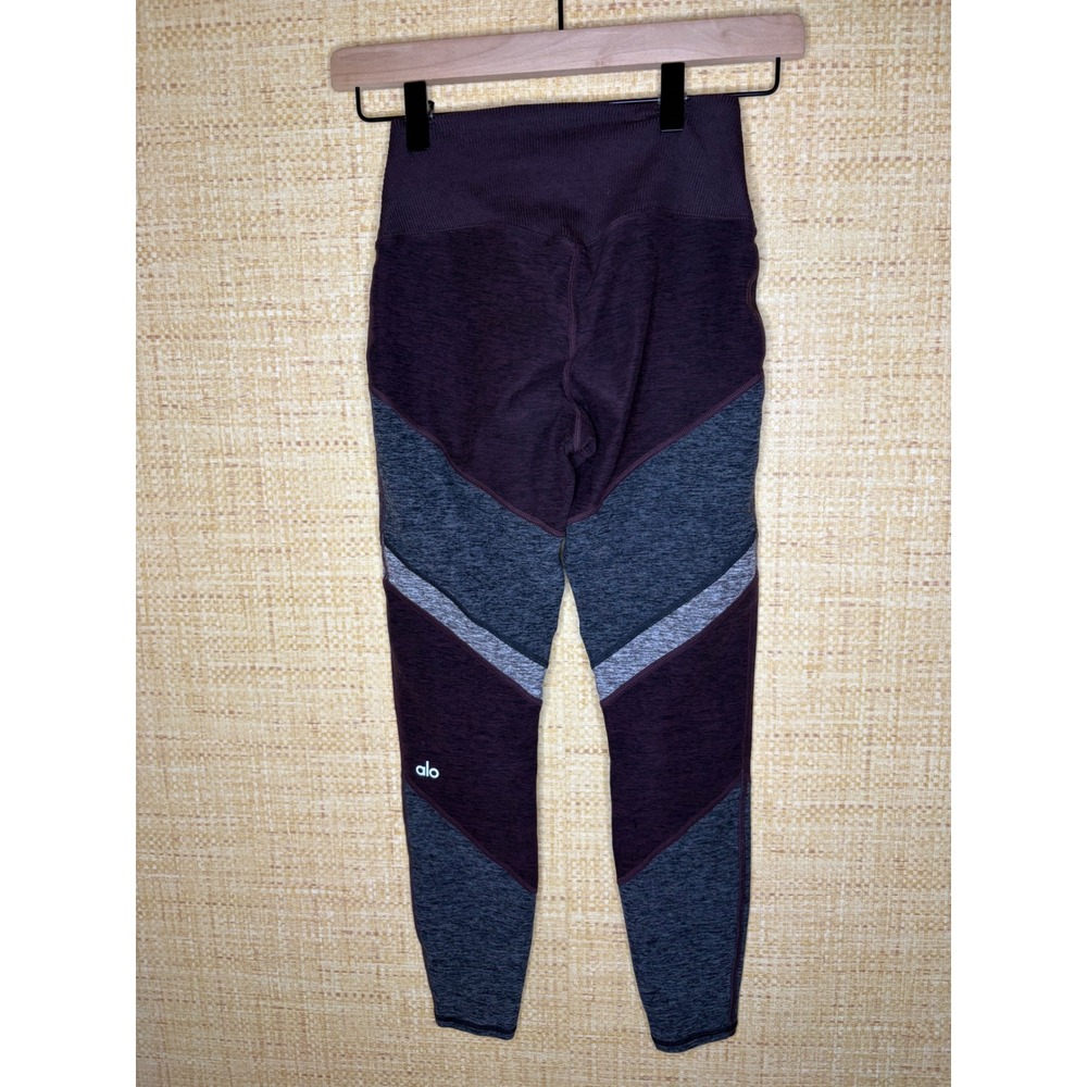 Alo Yoga Womens XXS Colorblock Chevron High Waist Leggings Plum Charcoal Gray - Picture 3 of 4